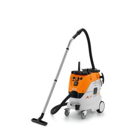 STIHL SE-133 ME száraz-nedves porszívó 4786 012 4430